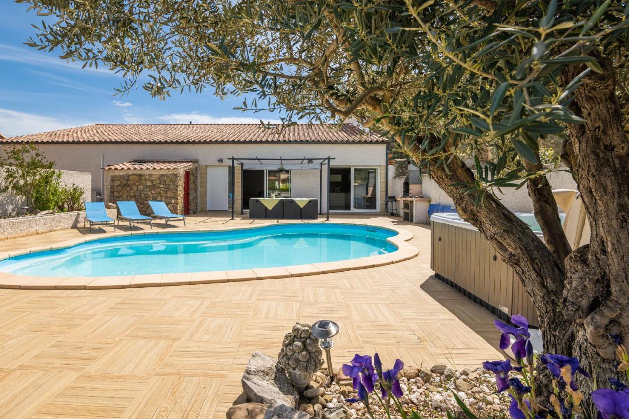 Avec Piscine Et Jaccuzy Bize-Minervois