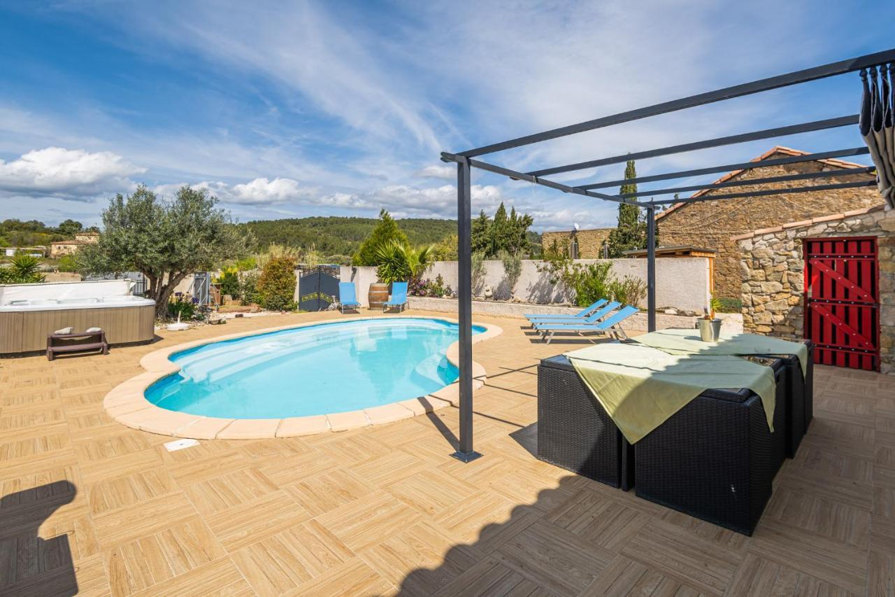 Avec Piscine Et Jaccuzy Villa