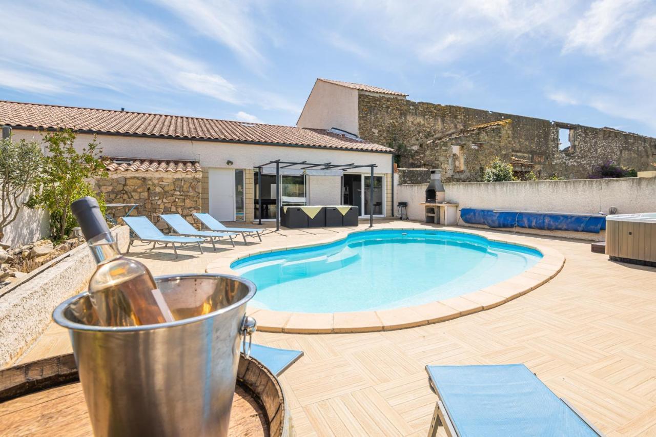 Avec Piscine Et Jaccuzy Villa